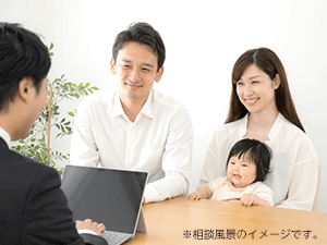 保険見直し本舗 IKEDIA店 相談風景