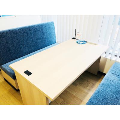 保険見直し本舗 博多駅前店 相談スペース