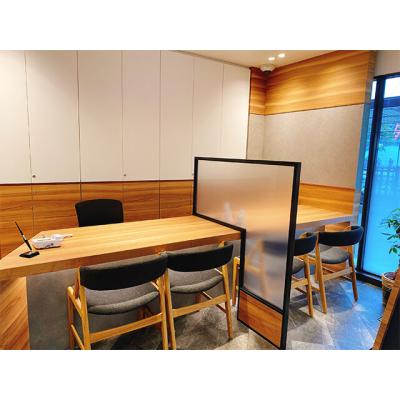 保険見直し本舗 天神ソラリアステージ店 相談スペース