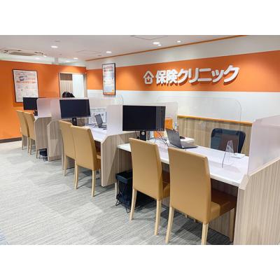保険クリニック ぷらりと京王府中店 相談スペース