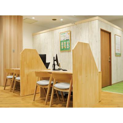 保険テラス モリーブ守山店 相談スペース