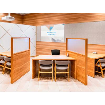 保険見直し本舗 テラッセ納屋橋店 相談スペース