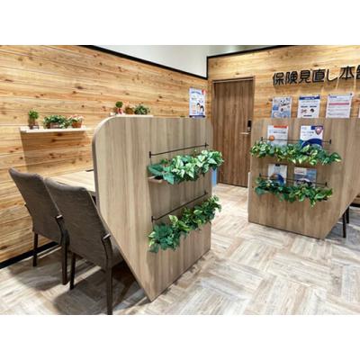 保険見直し本舗 アピタ金沢文庫店 相談スペース